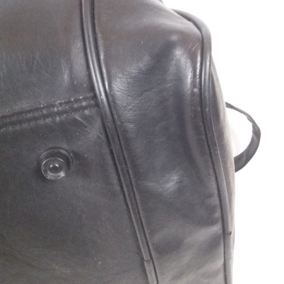 Vintage Wilson Black Leather Duffel Gym Bag - Picture 4 of 8